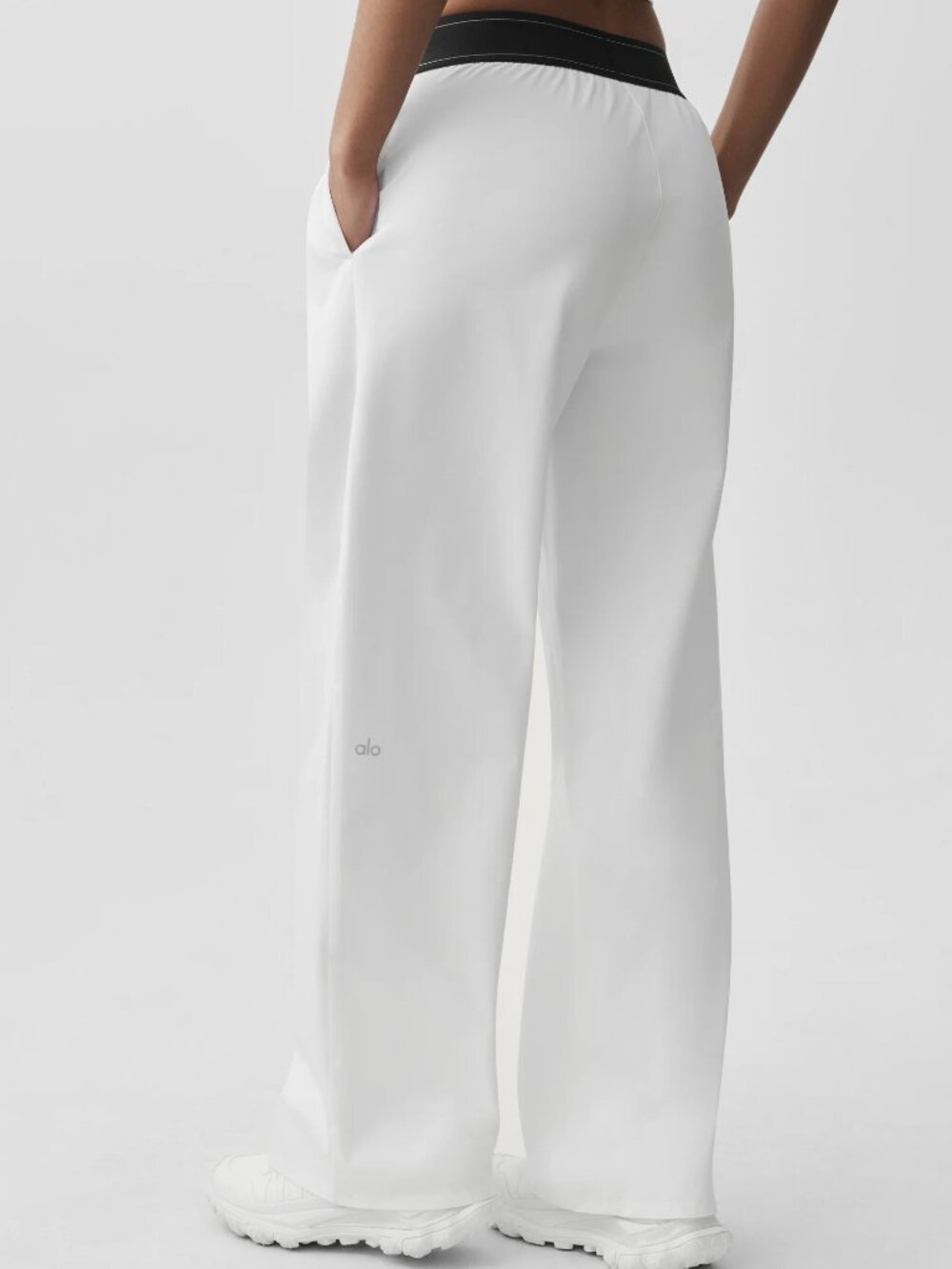 NWT🏇Women's ALO Yoga White Suit Up Trouser Clean Girl Pants 🤍 - Picture 8 of 8